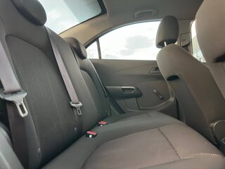 2014 Chevrolet Aveo II, белый, 730000 рублей, вид 4