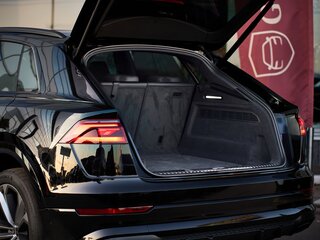 2025 Audi Q8 55 TFSI I (4M) Рестайлинг, чёрный, 13250000 рублей, вид 5