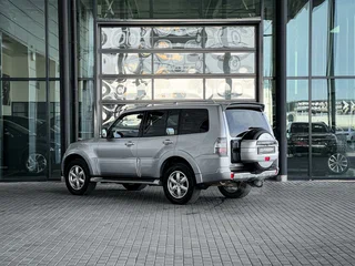 2011 Mitsubishi Pajero IV, серебристый, 1790000 рублей, вид 5