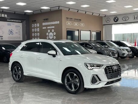 2023 Audi Q3 35 TFSI II (F3), белый, 2749000 рублей, вид 2