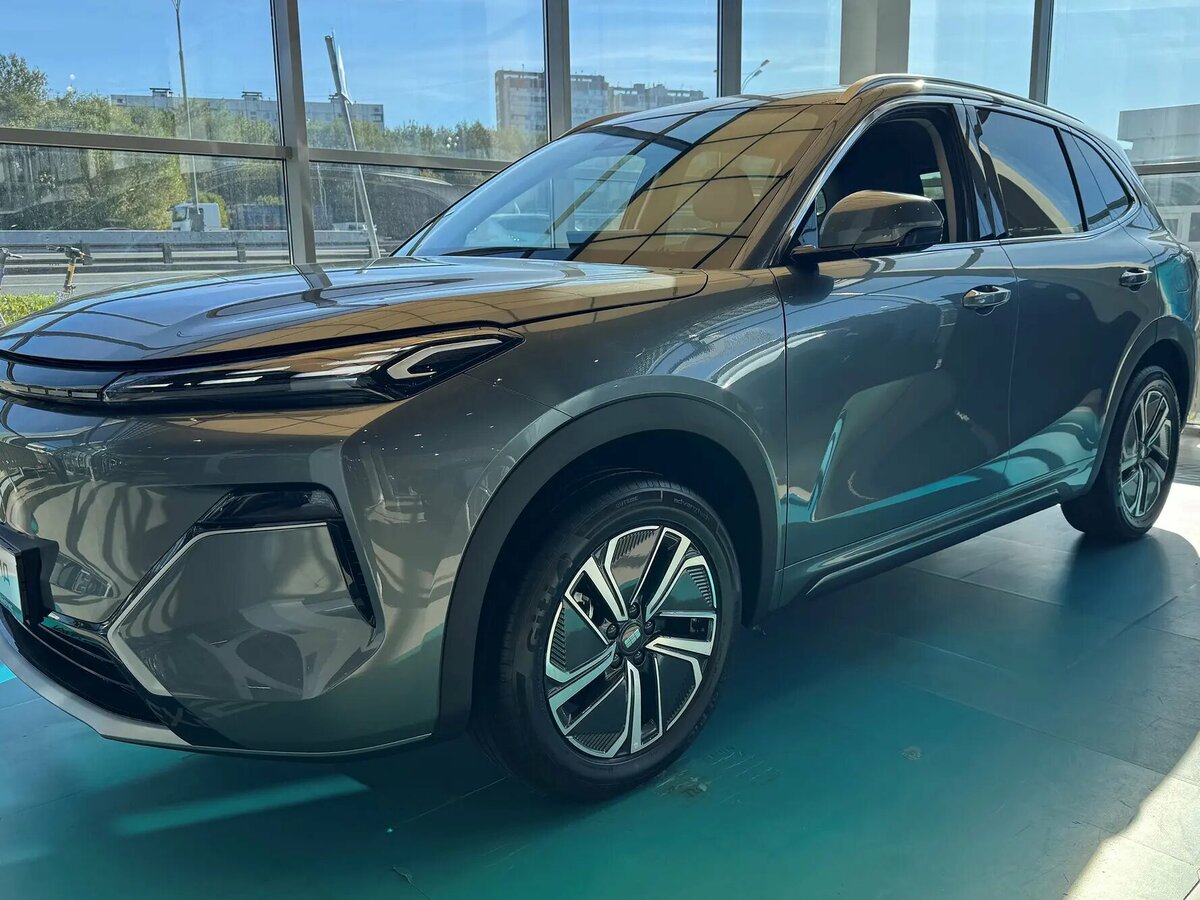 Geely EX5 Гибрид