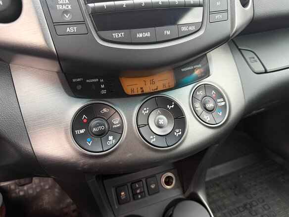 2011 Toyota RAV4 III (XA30) Рестайлинг, белый - вид 22