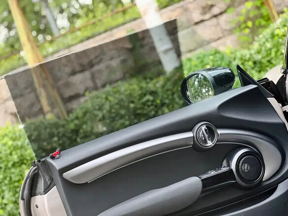 2023 Mini Hatch Cooper III (F55/F56) Рестайлинг 2, серый - вид 15