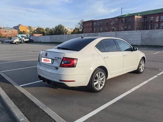 2018 Skoda Octavia III (A7) Рестайлинг, белый, 2099000 рублей, вид 5