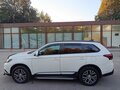 2017 Mitsubishi Outlander III Рестайлинг 2, белый, 1760000 рублей - вид 2