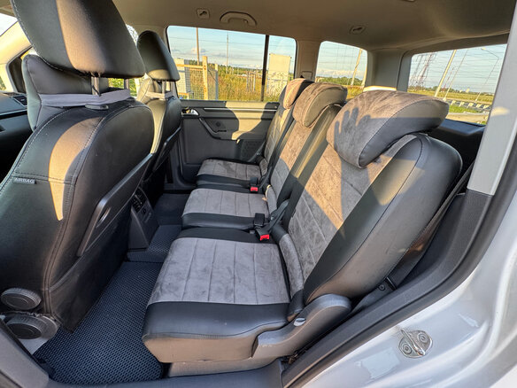 2010 Volkswagen Touran I Рестайлинг 2, белый - вид 15