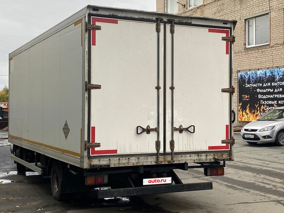 2018 Fuso (Mitsubishi) Canter, белый, 3100000 рублей - вид 3