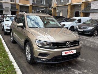 2018 Volkswagen Tiguan II, бежевый, 2100000 рублей, вид 2