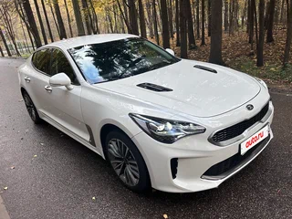 2018 Kia Stinger I, белый, 2200000 рублей, вид 5