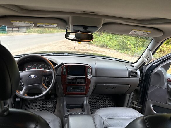 2005 Ford Explorer III, чёрный - вид 15