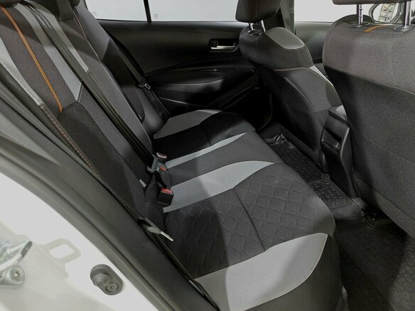 2023 Toyota Corolla XII (E210), белый, 2100000 рублей - вид 11