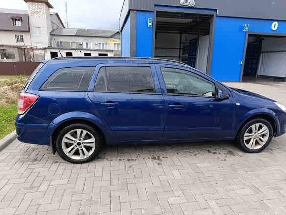 2008 Opel Astra H Рестайлинг, синий, 300000 рублей - вид 3