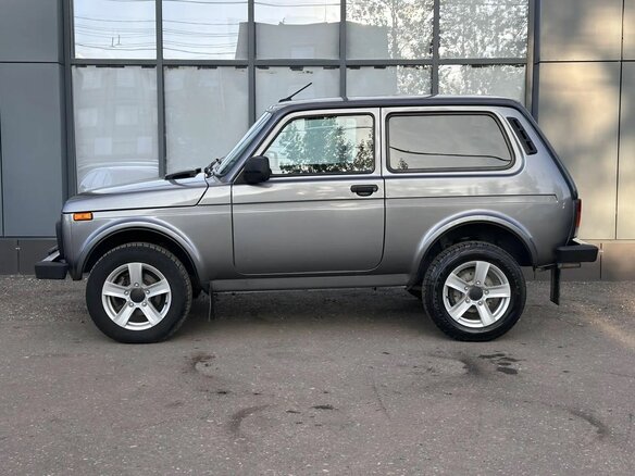 2022 Lada (ВАЗ) Niva Legend I, серый, 759000 рублей - вид 3