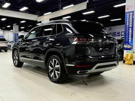 2022 Volkswagen Tayron I Рестайлинг, чёрный, 2500000 рублей, вид 5
