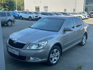 2010 Skoda Octavia II (A5) Рестайлинг, серый, 645000 рублей, вид 1