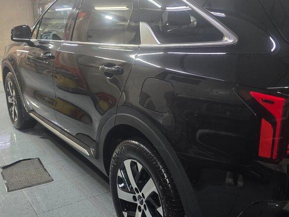 2023 Kia Sorento IV, чёрный, 4200000 рублей - вид 3