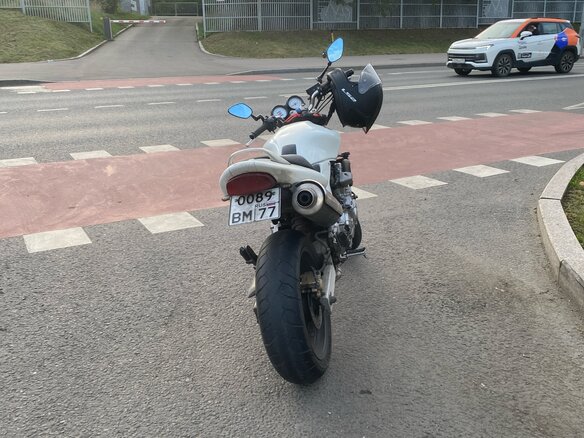 1999 Honda CB 600F Hornet, белый, 280000 рублей - вид 10