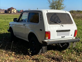 1998 Lada (ВАЗ) 2121 (4x4) I Рестайлинг, белый, 167000 рублей, вид 4