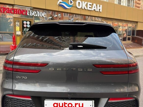 2021 Genesis GV70 I, серый, 4400000 рублей - вид 3