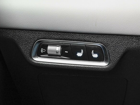 2023 Geely Coolray (Binyue Cool) I Рестайлинг, белый, 1898000 рублей - вид 18
