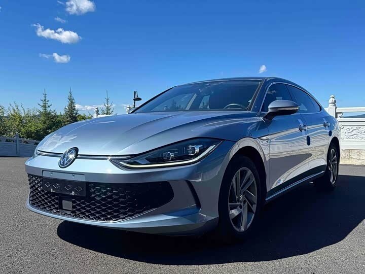 Открыть фотографии: Volkswagen Lamando II