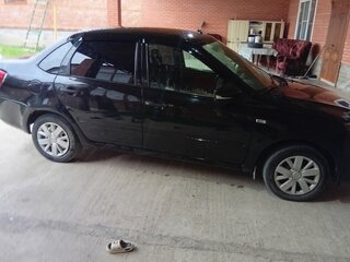 2013 Lada (ВАЗ) Granta I, чёрный, 275000 рублей, вид 3