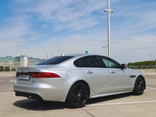 2017 Jaguar XF II, серебристый, 2250000 рублей, вид 5