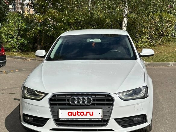 2013 Audi A4 IV (B8) Рестайлинг, белый - вид 2