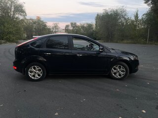 2010 Ford Focus II Рестайлинг, чёрный, 470000 рублей, вид 4