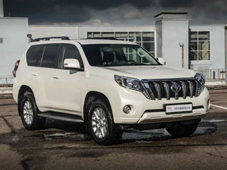 2016 Toyota Land Cruiser Prado 6-speed 150 Series Рестайлинг 1, белый, 3877000 рублей, вид 3