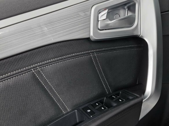 2018 Geely Emgrand X7 I Рестайлинг 2, белый - вид 15