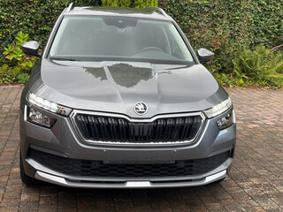 2023 Skoda Kamiq I Рестайлинг, серый, 1500000 рублей, вид 3