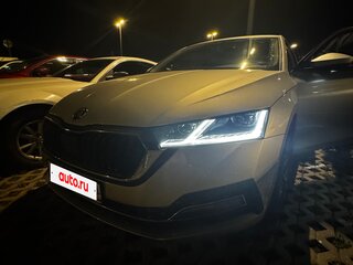 2021 Skoda Octavia IV (A8), серый, 2730000 рублей, вид 3