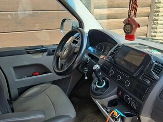 2010 Volkswagen Transporter T5 Рестайлинг, бежевый, 990000 рублей, вид 5