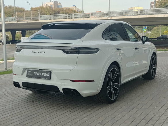 2021 Porsche Cayenne GTS III, белый, 10650000 рублей - вид 4