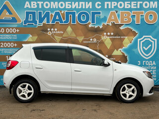 2014 Renault Sandero II, белый, 670000 рублей, вид 4