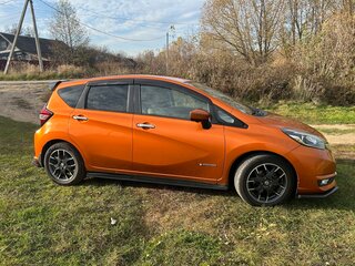 2017 Nissan Note e-Power II Рестайлинг, оранжевый, 1200000 рублей, вид 3