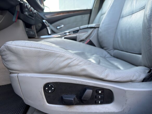 2008 BMW 5 серии 528i V (E60/E61) Рестайлинг, серый - вид 27