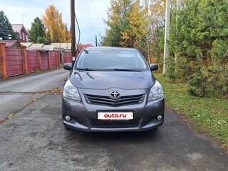 2012 Toyota Verso I, серый, 1075000 рублей, вид 3