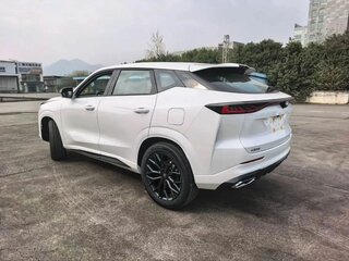 2026 Changan UNI-Z, белый, 2200000 рублей, вид 3
