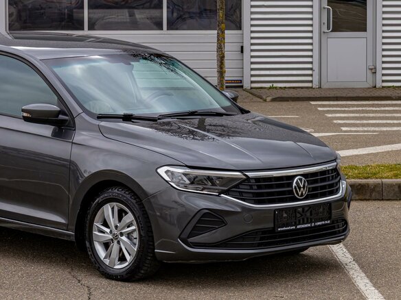 2022 Volkswagen Polo VI, серый, 1395000 рублей - вид 7