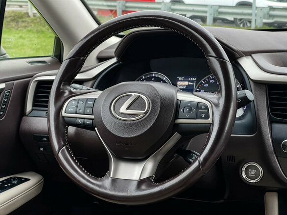 2017 Lexus RX 200t IV, красный, 3697000 рублей - вид 13