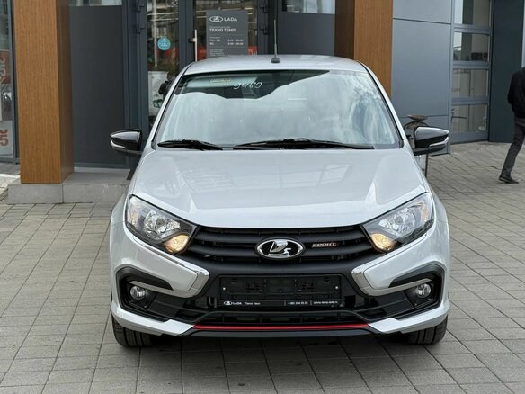 2026 Lada (ВАЗ) Granta Sport I Рестайлинг, серебристый, 1697000 рублей - вид 1
