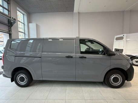 2025 Volkswagen Transporter, серебристый, 7200000 рублей, вид 4