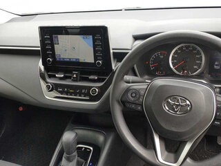 2021 Toyota Corolla XII (E210), серый, 2000000 рублей, вид 5