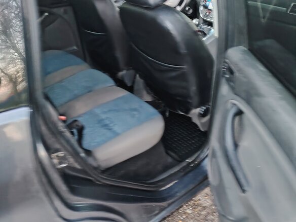 2007 Ford C-MAX I Рестайлинг, серый, 300000 рублей - вид 16