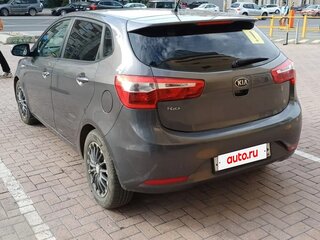2014 Kia Rio 6-speed III, серый, 870000 рублей, вид 5