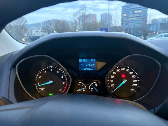 2011 Ford Focus III, серебристый, 700000 рублей - вид 8