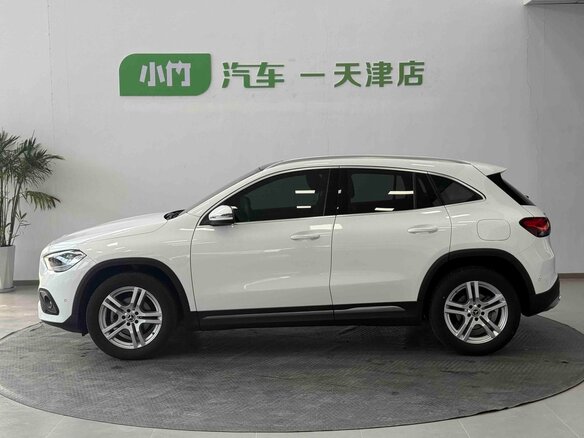 2022 Mercedes-Benz GLA 180 II (H247), белый - вид 7