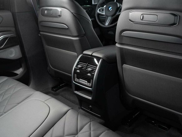 2026 BMW X6 40i III (G06) Рестайлинг, синий, 16590000 рублей - вид 21